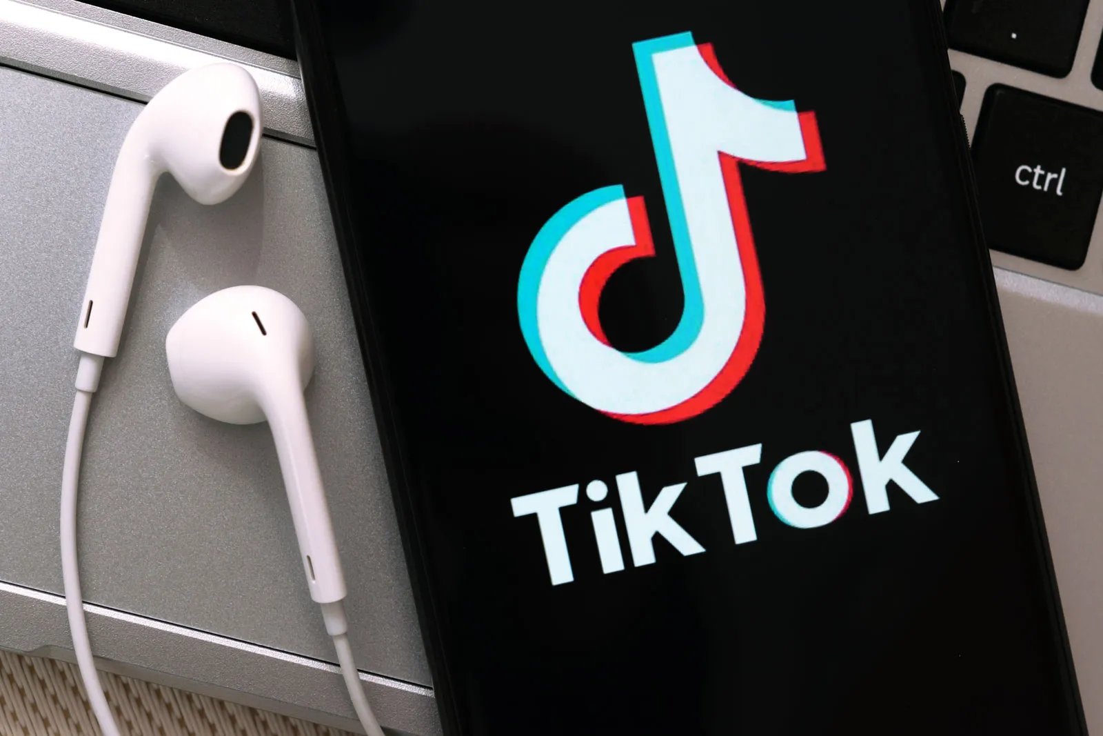 TikTok Follower Kaufen Seriös: 5 Gründe, Warum FollowersHive Die Beste Wahl Ist