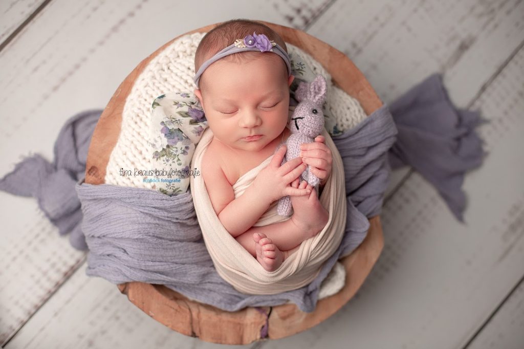 Diese Momente vergehen so schnell – Newborn Babyshooting