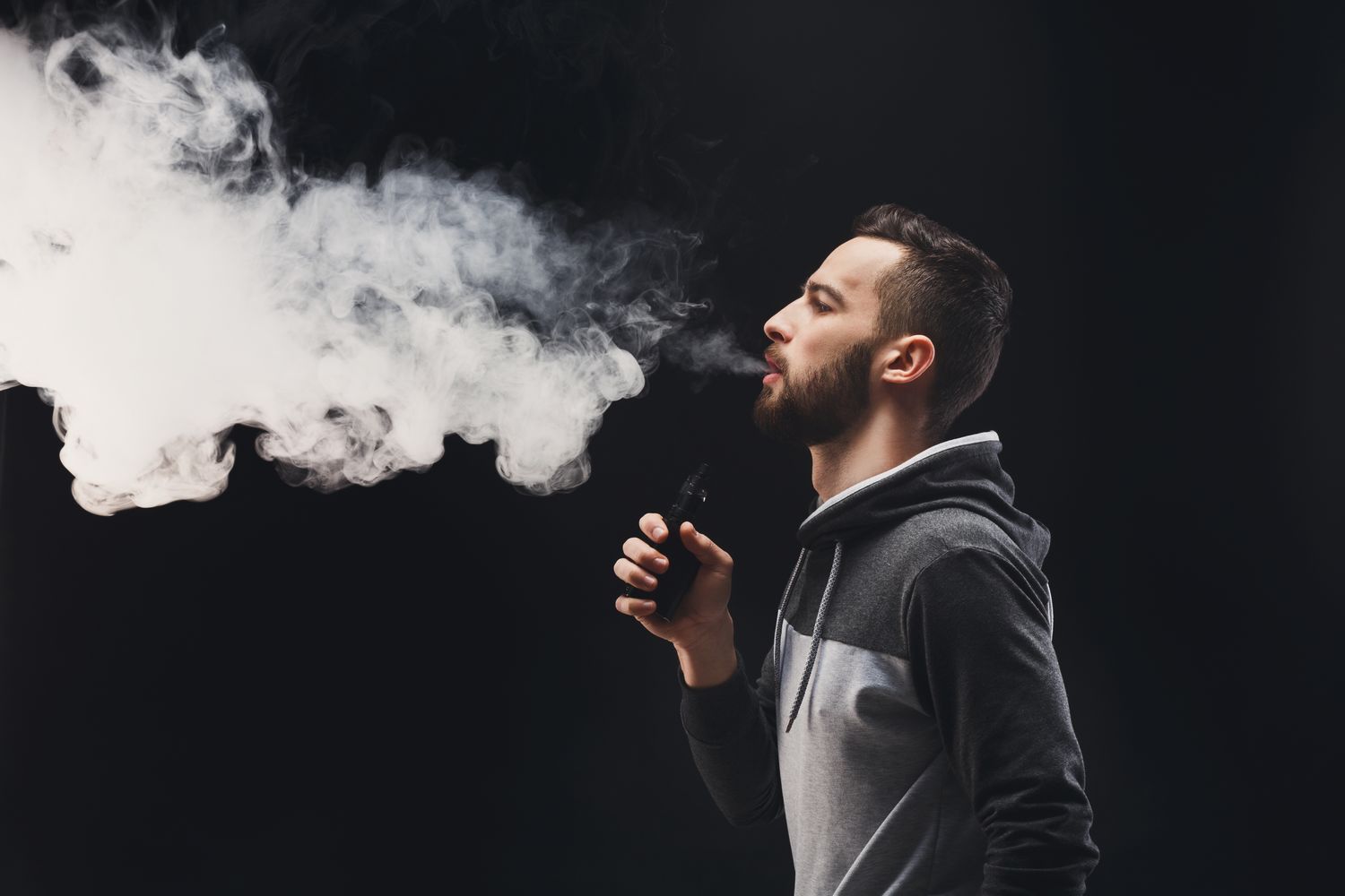 Entdecke den intensiven Geschmack der Al Fakher 30K Hypermax – bis zu 30.000 Züge purer Genuss!
